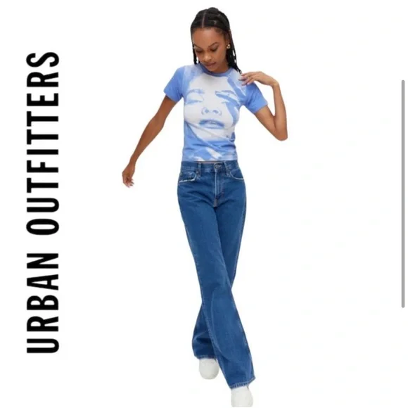 UO Graphic T shirt - Picture 6 of 7